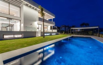 Resale - House - Detached Villa - Benahavís - Benahavís Centro