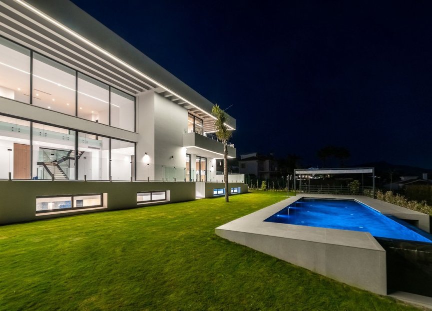 Resale - House - Detached Villa - Benahavís - Benahavís Centro