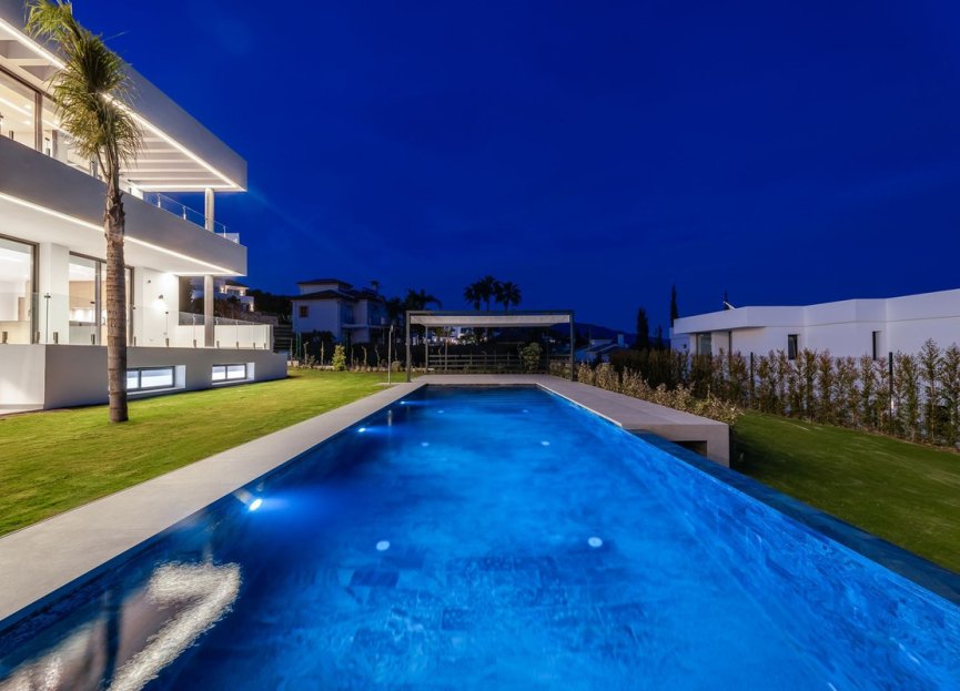 Resale - House - Detached Villa - Benahavís - Benahavís Centro