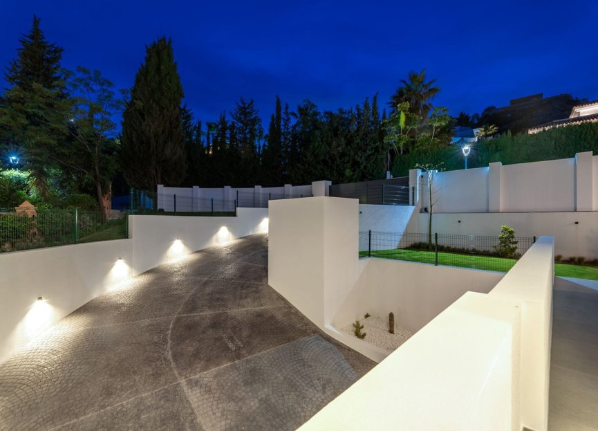 Resale - House - Detached Villa - Benahavís - Benahavís Centro