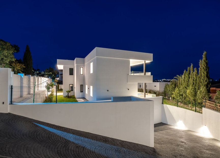 Resale - House - Detached Villa - Benahavís - Benahavís Centro