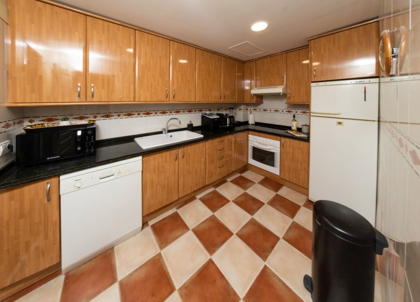 Resale - House - Townhouse - Marbella - Marbella Centro