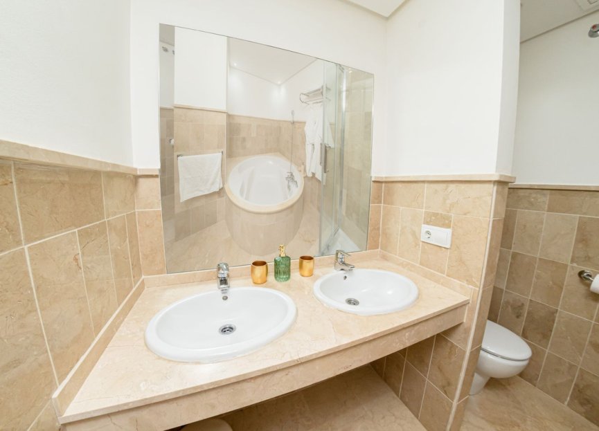 Resale - House - Townhouse - Marbella - Marbella Centro