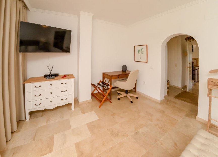 Resale - House - Townhouse - Marbella - Marbella Centro