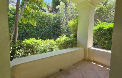 Reventa - Apartment - Middle Floor Apartment - Benahavís - Benahavís Centro