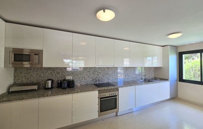 Reventa - Apartment - Middle Floor Apartment - Benahavís - Benahavís Centro