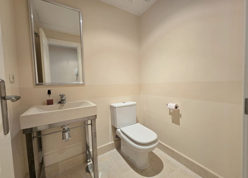 Reventa - Apartment - Middle Floor Apartment - Benahavís - Benahavís Centro