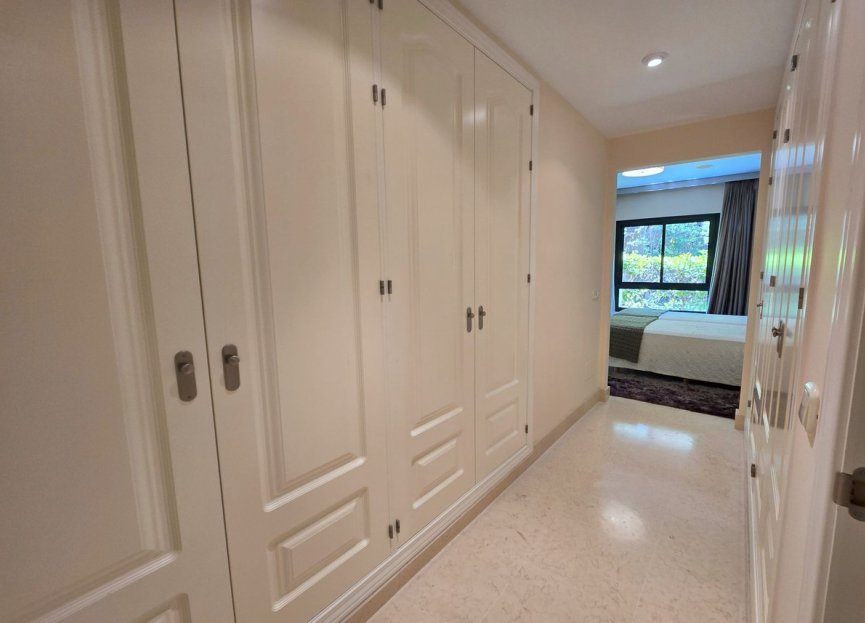 Reventa - Apartment - Middle Floor Apartment - Benahavís - Benahavís Centro