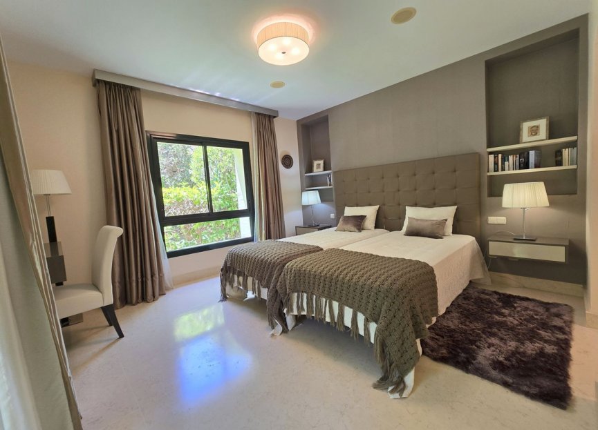 Reventa - Apartment - Middle Floor Apartment - Benahavís - Benahavís Centro