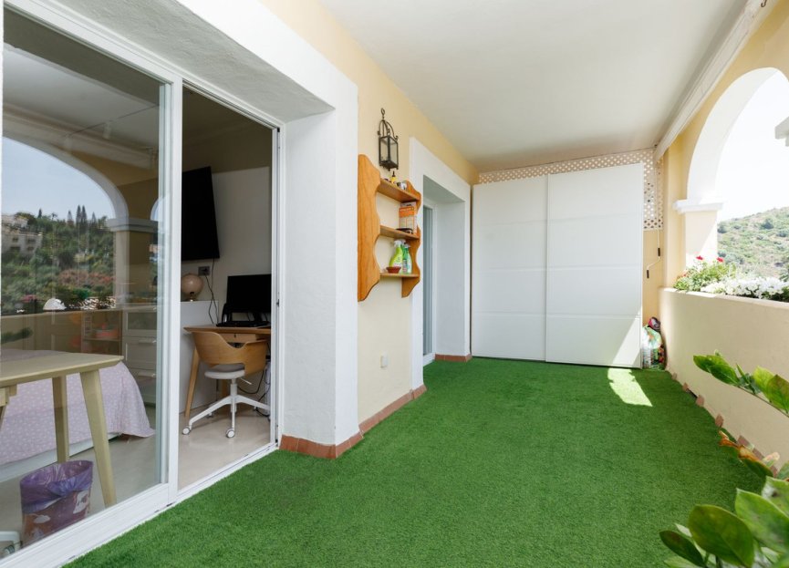 Resale - Apartment - Middle Floor Apartment - Benahavís - La Quinta