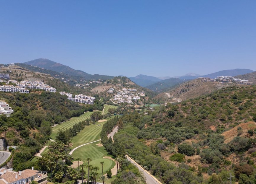 Resale - Apartment - Middle Floor Apartment - Benahavís - La Quinta