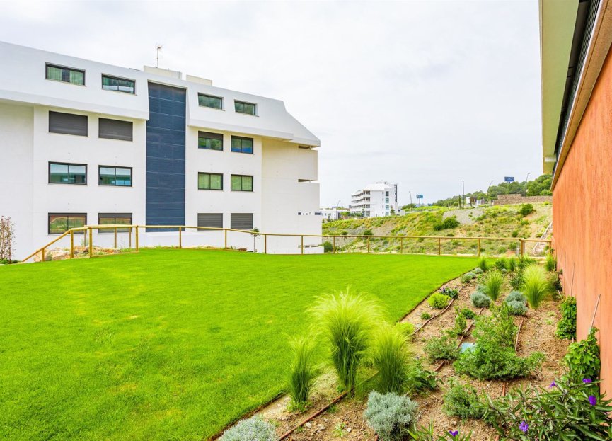 Resale - Apartment - Middle Floor Apartment - Fuengirola - Fuengirola Centro