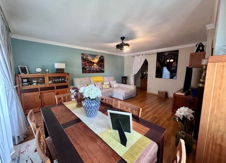 Resale - Apartment - Top Floor Apartment - Estepona - Estepona Centro