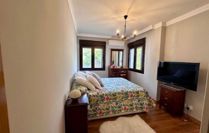 Resale - Apartment - Top Floor Apartment - Estepona - Estepona Centro