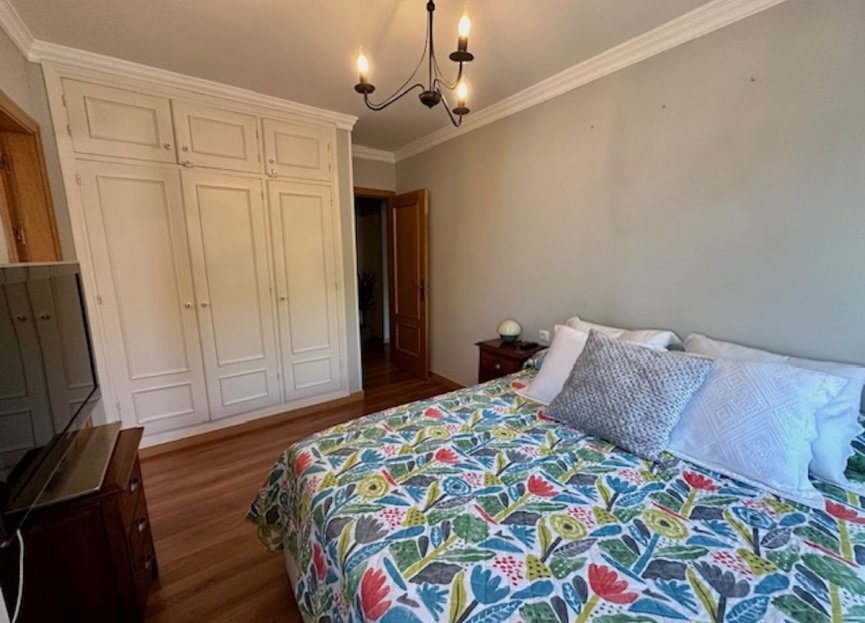 Resale - Apartment - Top Floor Apartment - Estepona - Estepona Centro