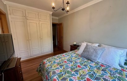 Resale - Apartment - Top Floor Apartment - Estepona - Estepona Centro