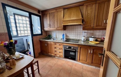 Resale - Apartment - Top Floor Apartment - Estepona - Estepona Centro