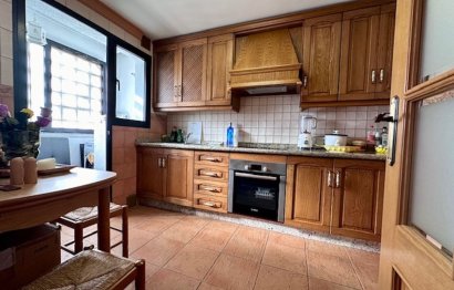 Resale - Apartment - Top Floor Apartment - Estepona - Estepona Centro