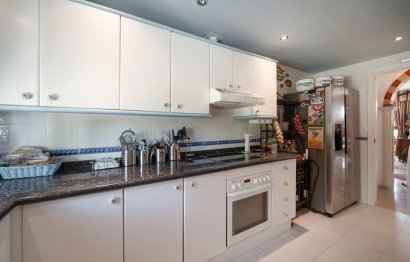 Resale - House - Townhouse - Casares - Casares Centro