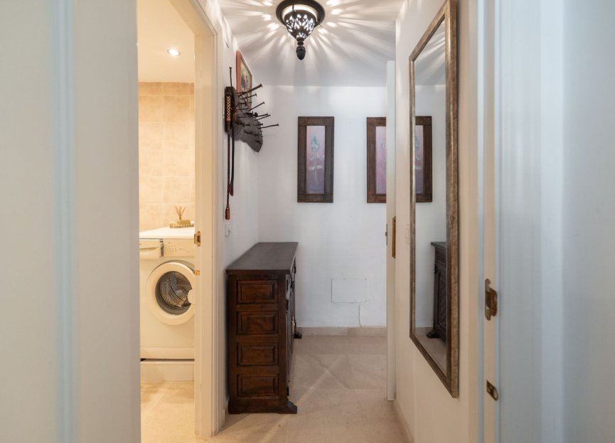 Resale - House - Townhouse - Casares - Casares Centro