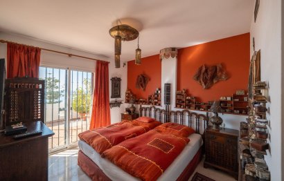 Resale - House - Townhouse - Casares - Casares Centro