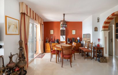 Resale - House - Townhouse - Casares - Casares Centro