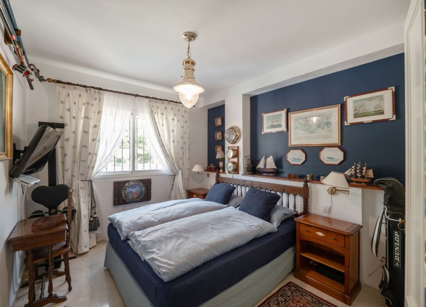 Resale - House - Townhouse - Casares - Casares Centro