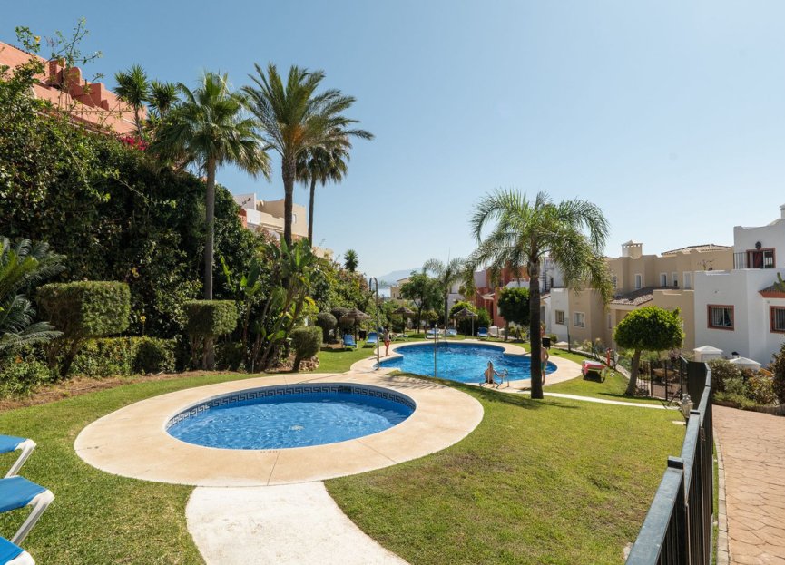 Resale - House - Townhouse - Casares - Casares Centro