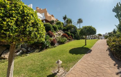 Resale - House - Townhouse - Casares - Casares Centro