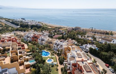 Resale - House - Townhouse - Casares - Casares Centro