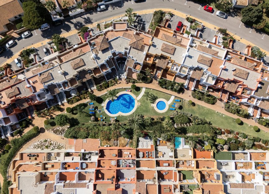 Resale - House - Townhouse - Casares - Casares Centro