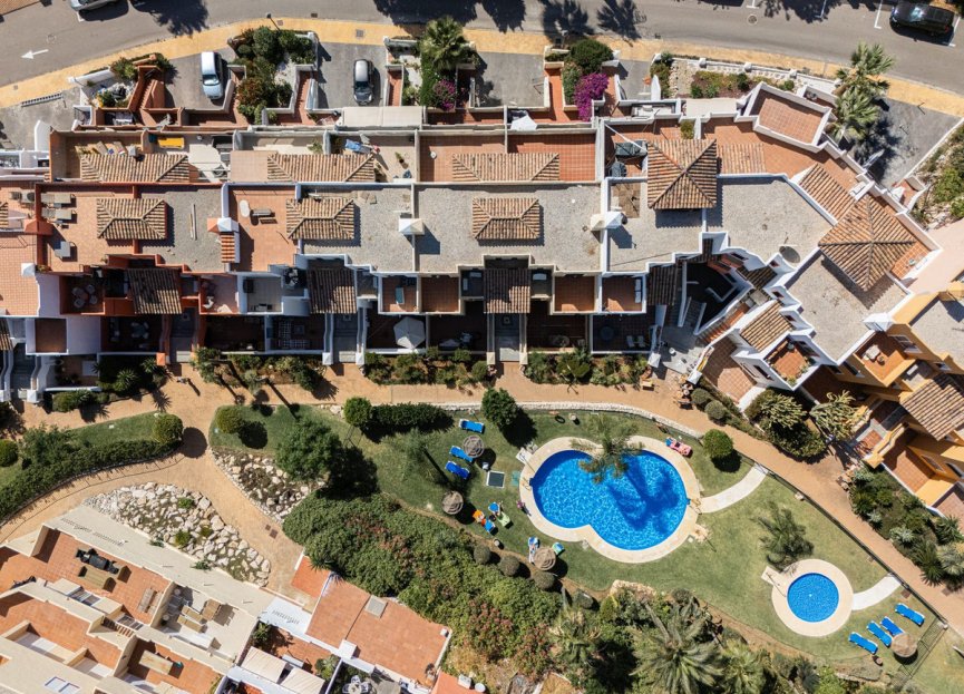 Resale - House - Townhouse - Casares - Casares Centro