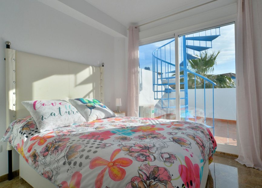 Reventa - Apartment - Top Floor Apartment - Estepona - Estepona Centro
