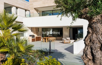 Resale - Ground floor apartment - Marbella - The Golden Mile