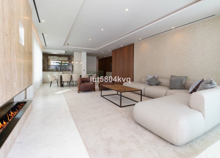 Resale - Ground floor apartment - Marbella - The Golden Mile