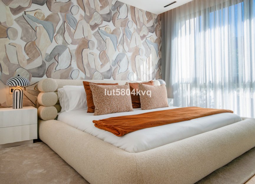 Resale - Ground floor apartment - Marbella - The Golden Mile