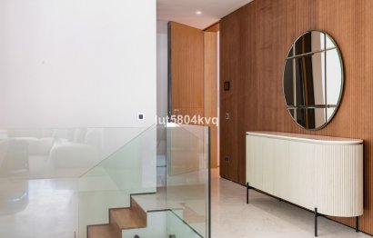 Resale - Ground floor apartment - Marbella - The Golden Mile