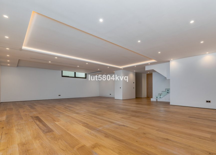 Resale - Ground floor apartment - Marbella - The Golden Mile