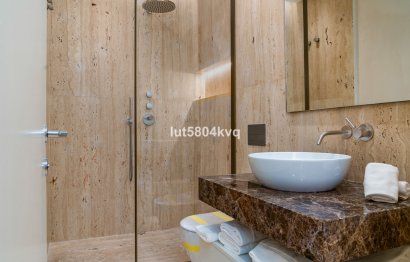 Resale - Ground floor apartment - Marbella - The Golden Mile