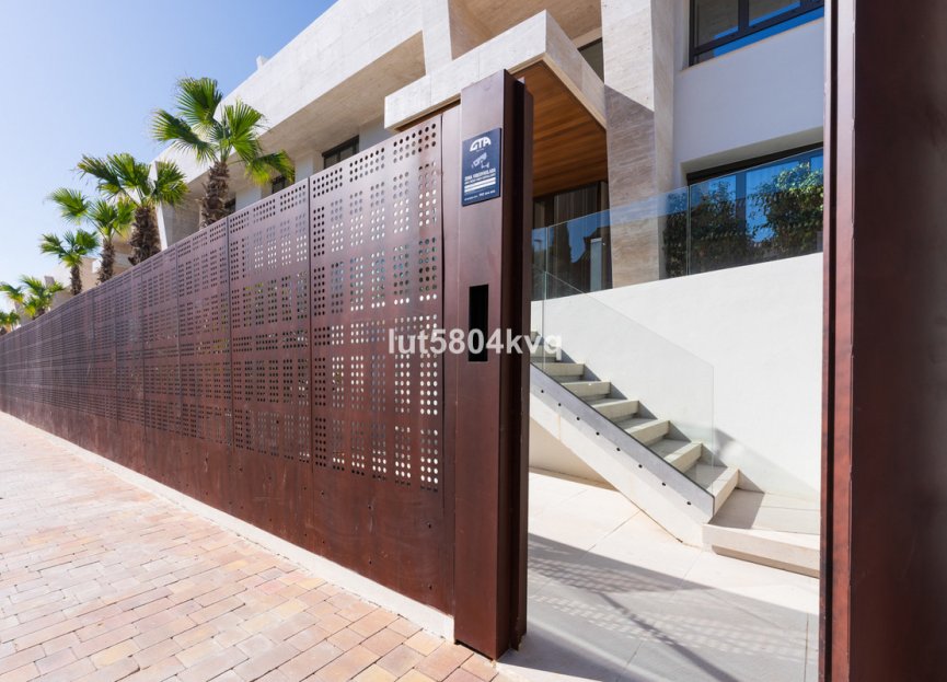 Resale - Ground floor apartment - Marbella - The Golden Mile