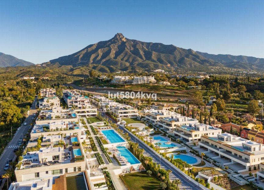 Resale - Ground floor apartment - Marbella - The Golden Mile