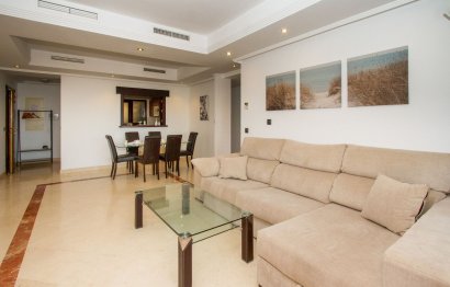Resale - Ground floor apartment - Marbella - La Mairena