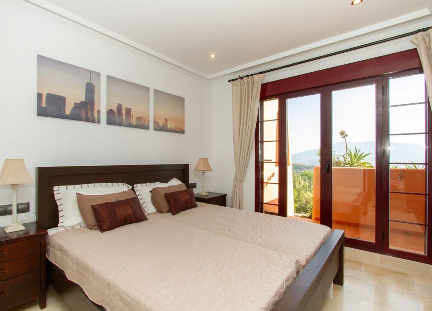 Resale - Ground floor apartment - Marbella - La Mairena