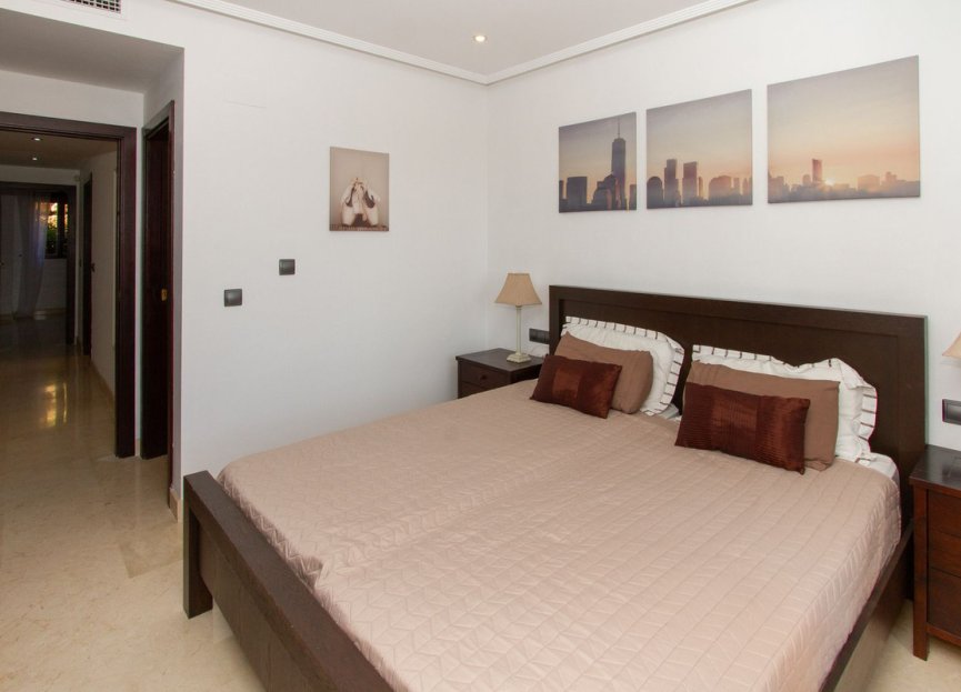 Resale - Ground floor apartment - Marbella - La Mairena