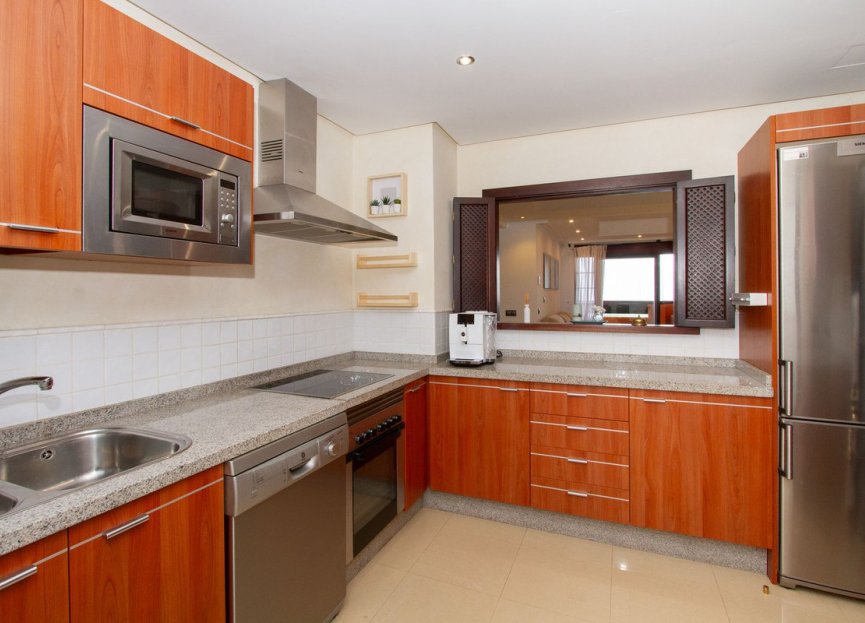 Resale - Ground floor apartment - Marbella - La Mairena