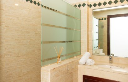 Resale - Ground floor apartment - Marbella - La Mairena