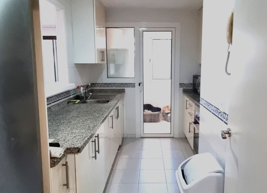 Resale - Apartment - Middle Floor Apartment - Manilva - La Duquesa