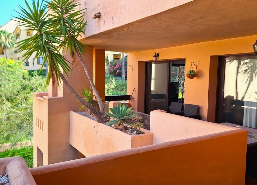 Resale - Apartment - Middle Floor Apartment - Manilva - La Duquesa