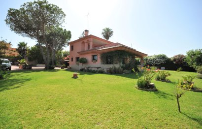 Resale - House - Detached Villa - Casares - Casares Playa