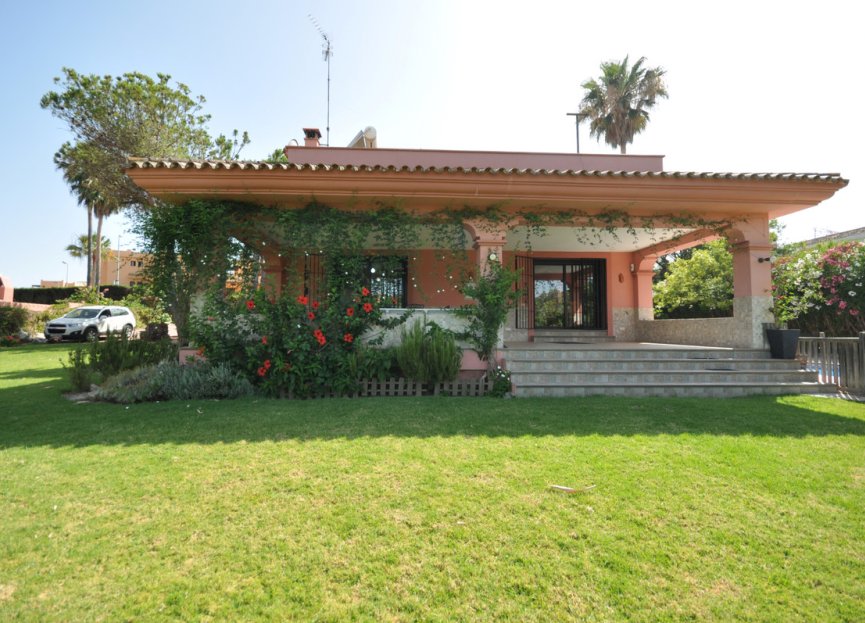 Resale - House - Detached Villa - Casares - Casares Playa